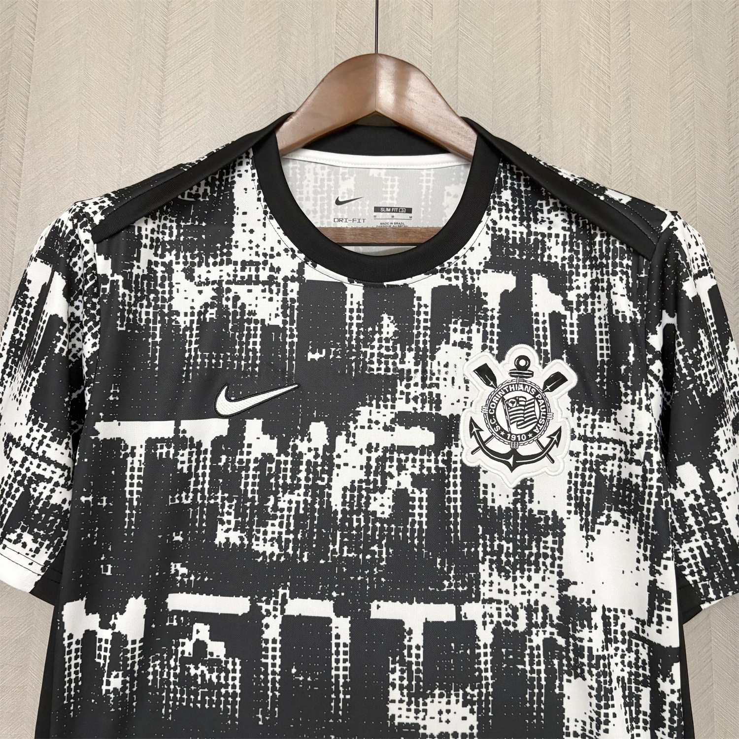 Corinthians 26-27 Black And White Pixels Jersey - Fans Version - UnitedFutballJersey