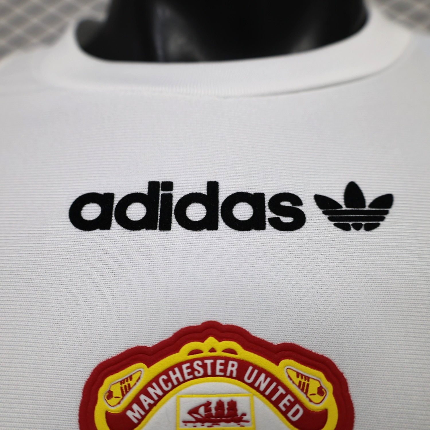 Manchester United 26-27 White Red Retro Style Casual Jersey - Player Version - UnitedFutballJersey