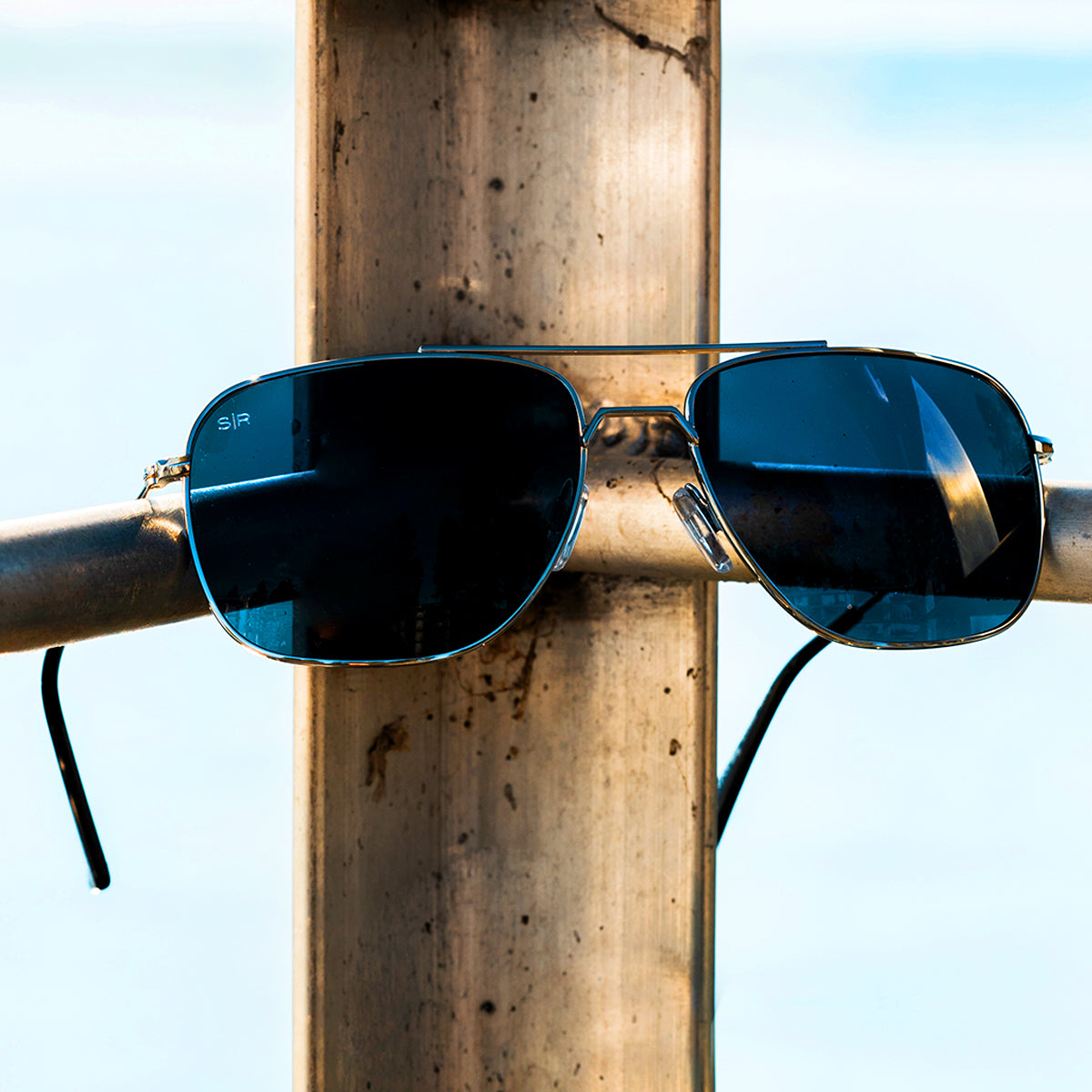 Navigator – Navy Silver Polarized