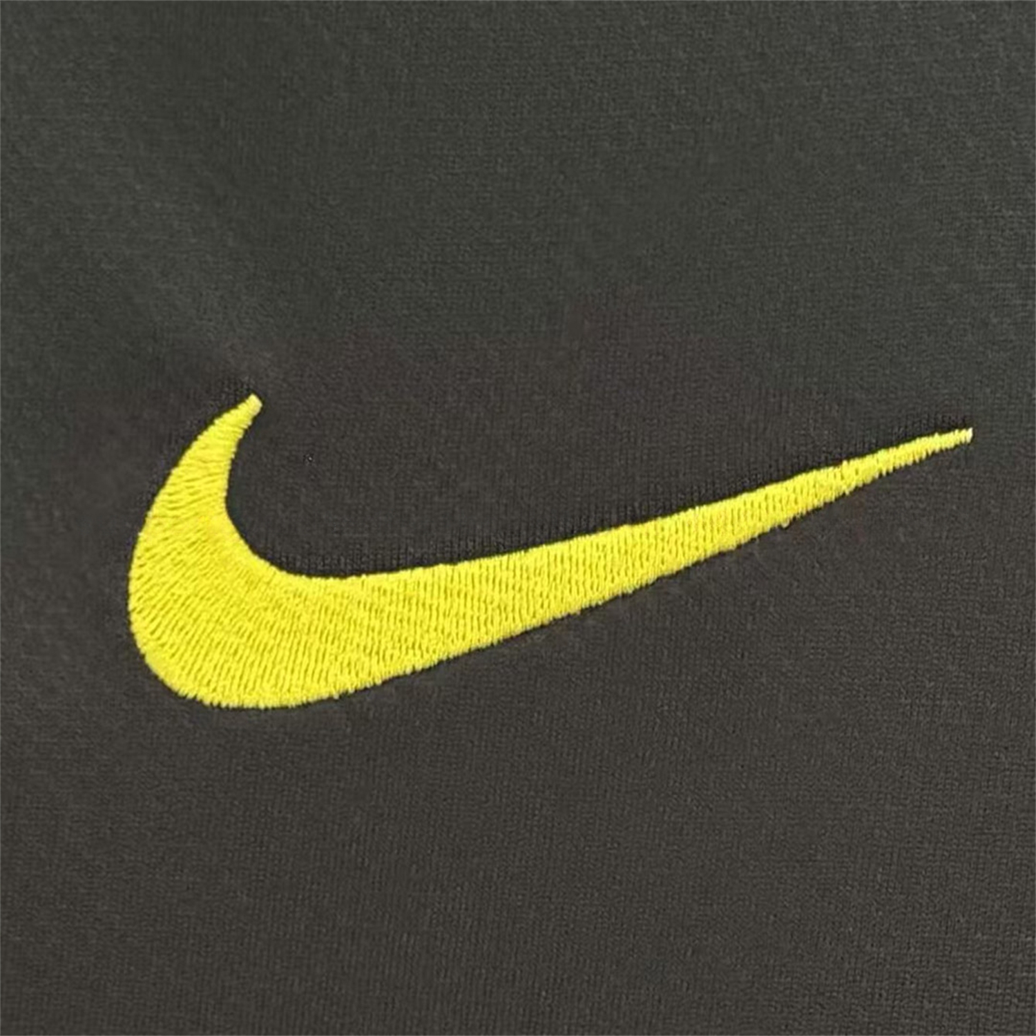 Retro Barcelona 2011-12 Away Long Sleeves Jersey - Fans Version - UnitedFutballJersey