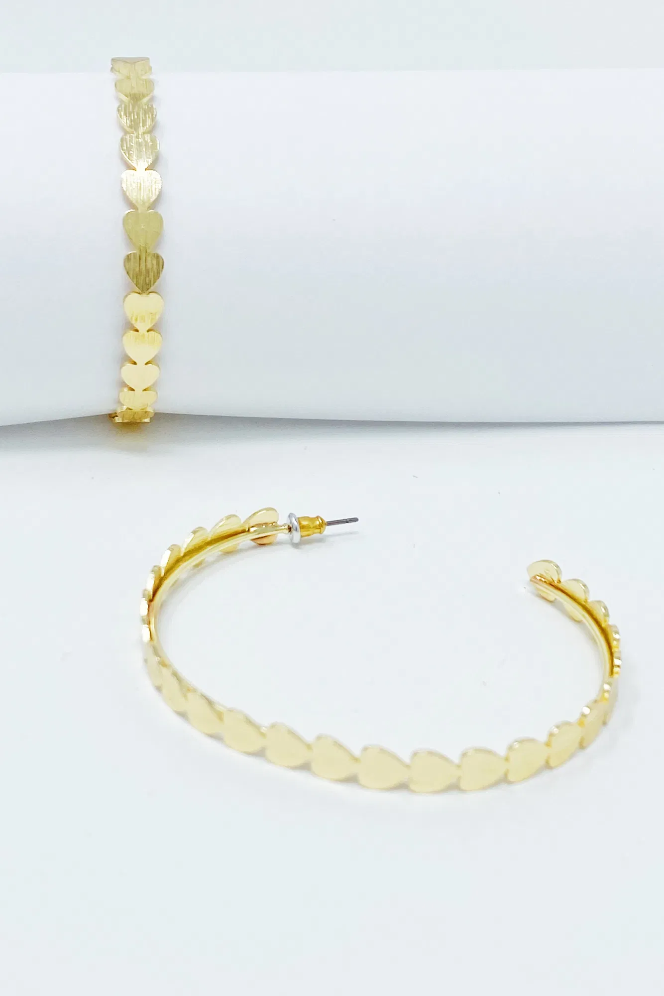 Playful Heart Hoop Earrings - Grocery