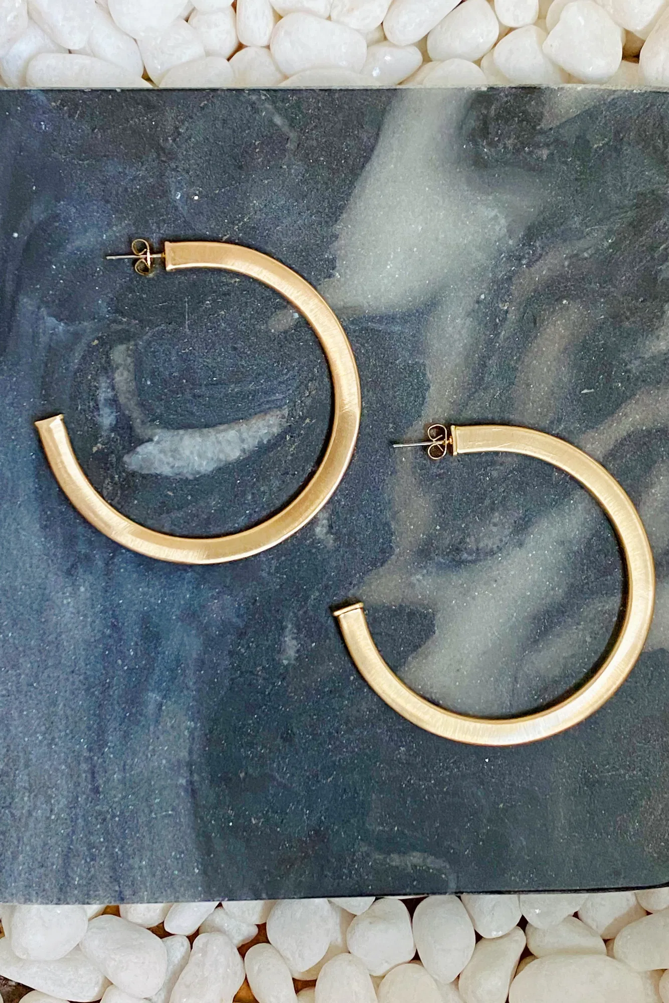 Overall Luxe Round Hoop Earrings - Grocery