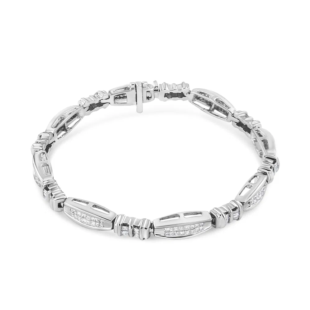 14K White Gold Round And Baguette-cut Diamond Bracelet (2 cttw, H-I Color, SI2-I1 Clarity) - Grocery