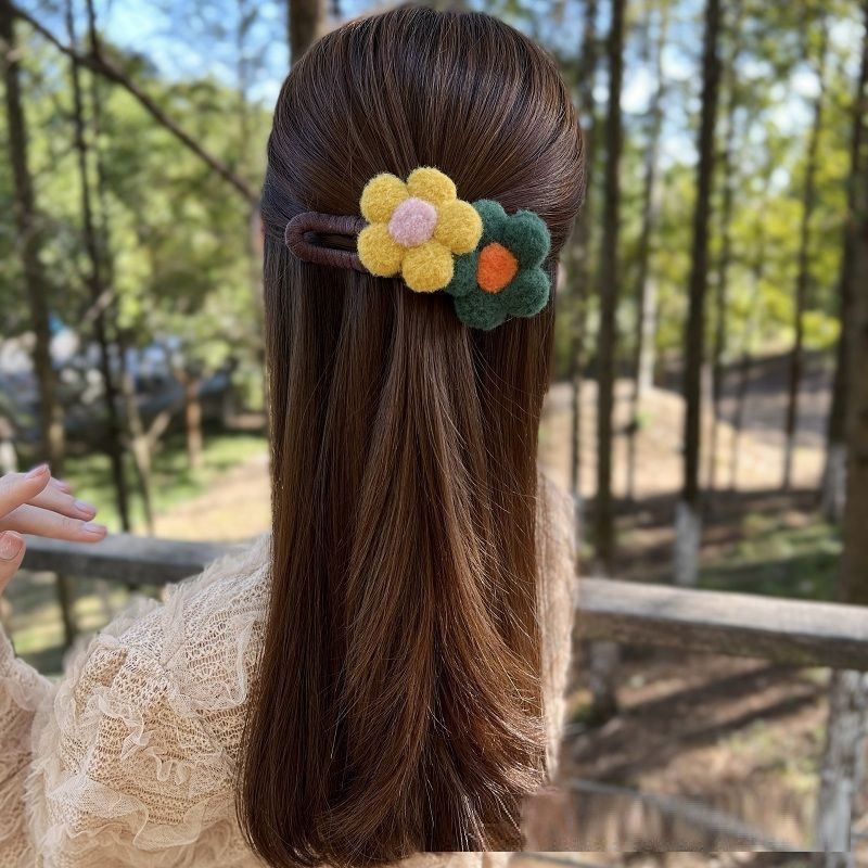 Autumn And Winter Plush Flower Duck Beak Clip Large Back Spoon Curly Hair Clip Winter Female - Grocery