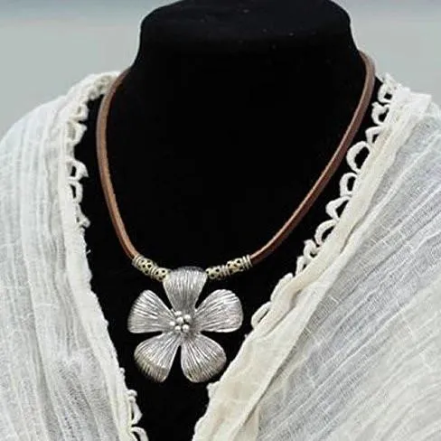 Aloha The Hibiscus Flower Necklace - Grocery
