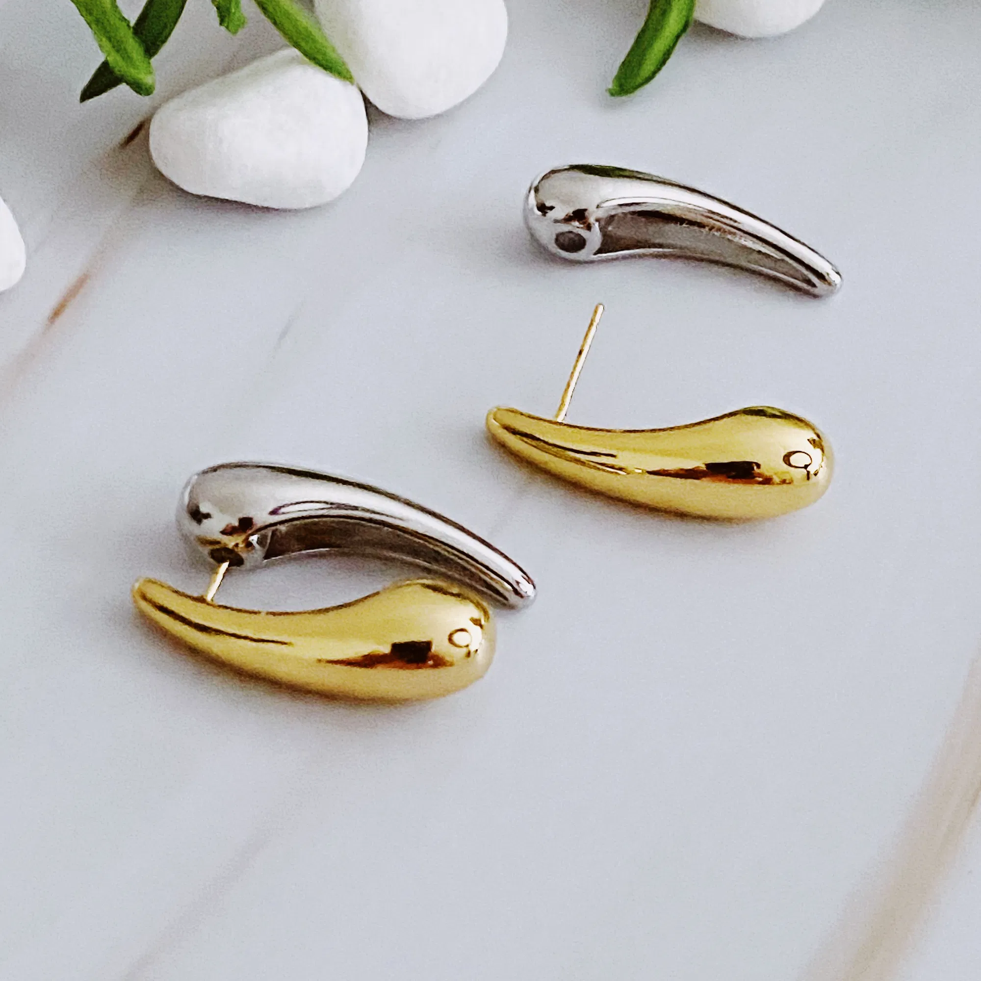 Front And Back Sleek Earrings - Grocery