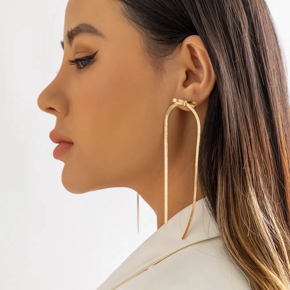 Cold Wind Snake Bone Chain Vintage Earrings - Grocery