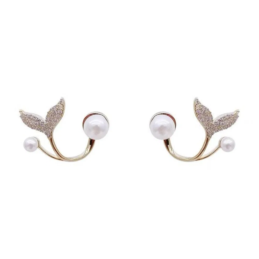 Womens Design Sense Fishtail Pearl Earrings Light Luxury Elegant Personality Earrings Perfect for Gifts - Grocery