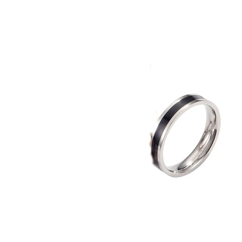 Simple Black And White Gel Drop Ring Couple - Grocery
