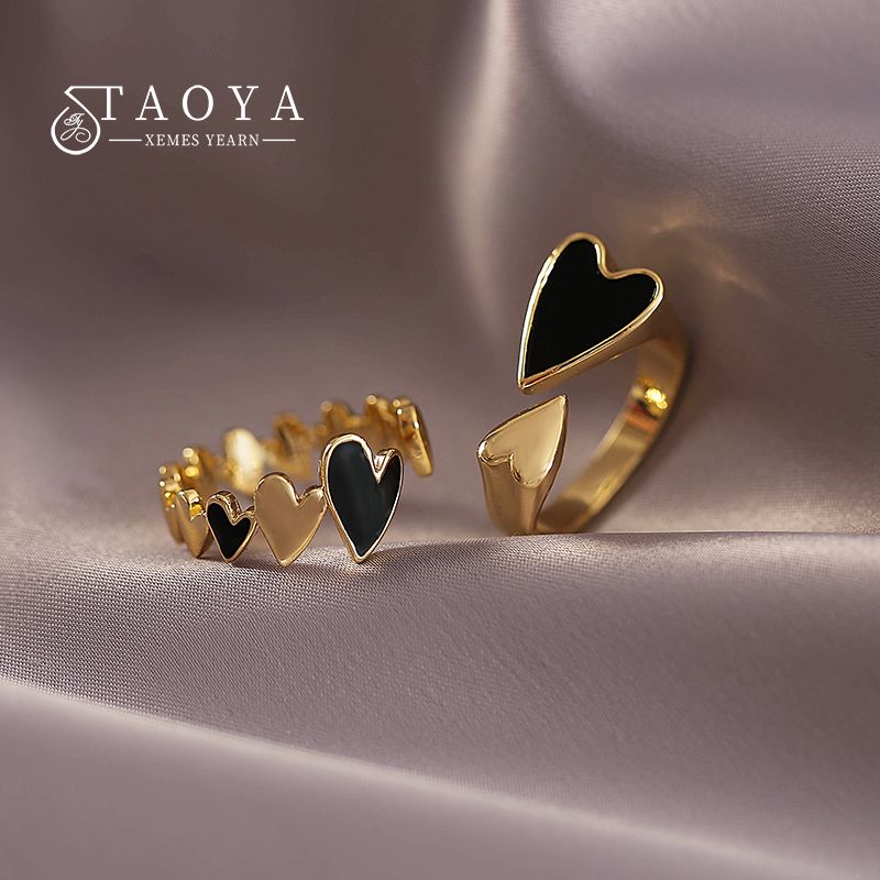 2022 New Creative Metal Black Enamel Peach Heart Stitched Gold Color Rings Accessories For Women at Korean Fashion Jewelry Party - Grocery