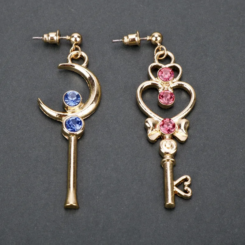 New Moon Staff Love Key Asymmetric Earrings - Grocery