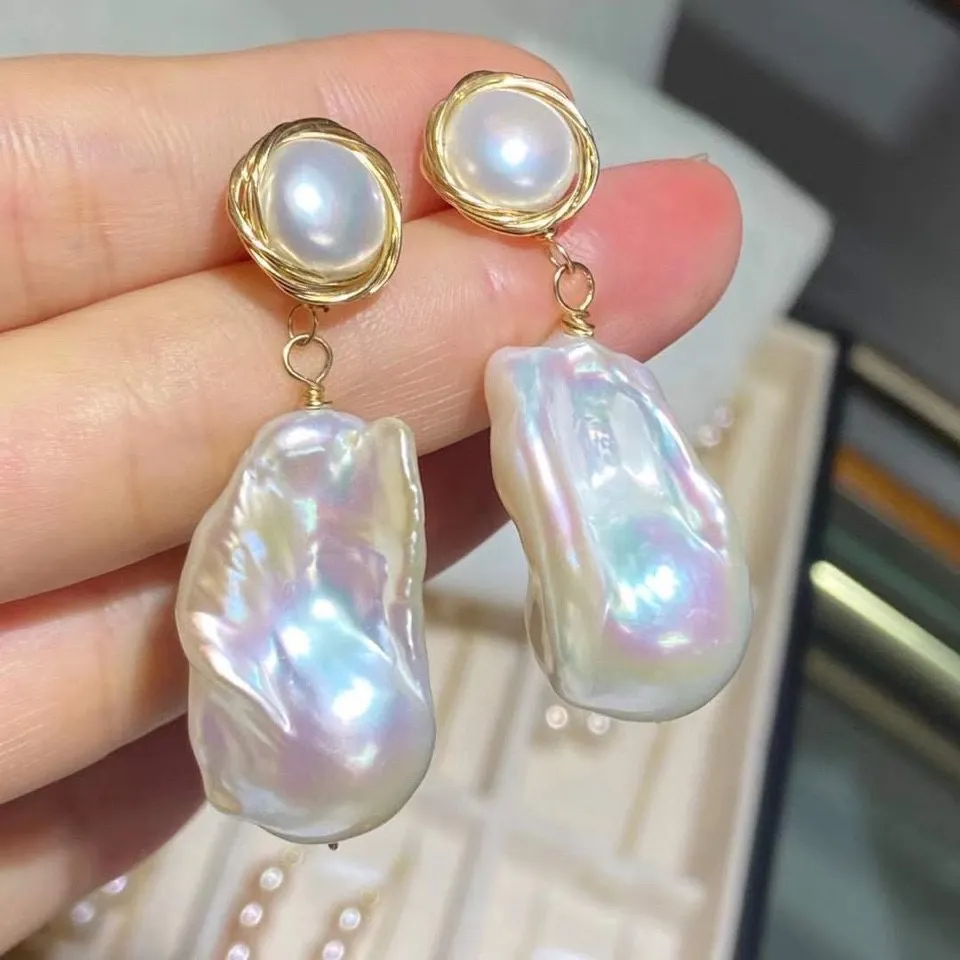Cloud Light Baroque Pearl Earrings - Grocery