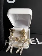 Beautiful Scissors Shaped Diamante Stud Earrings - Grocery