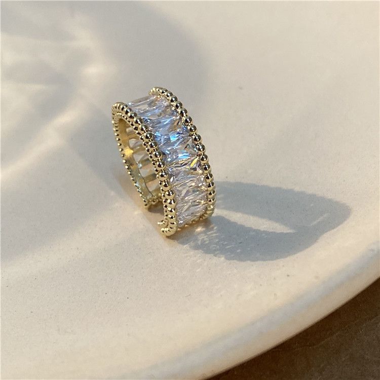 Women's Simple And Versatile Niche Rainbow Flashing Diamond Ring - Grocery