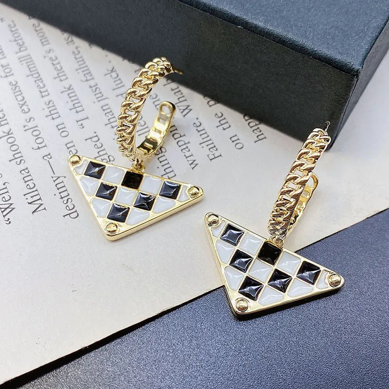 S925 Silver Needle Sweet Personality Triangle Style Plaid Earrings Women - Grocery