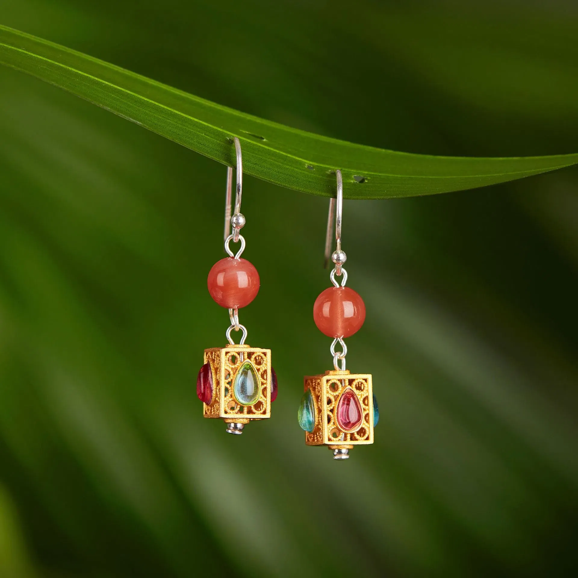 S925 Silver Southern Red Bead Stitching Carved Inlaid Earrings Square Ancient Method Earrings - Grocery