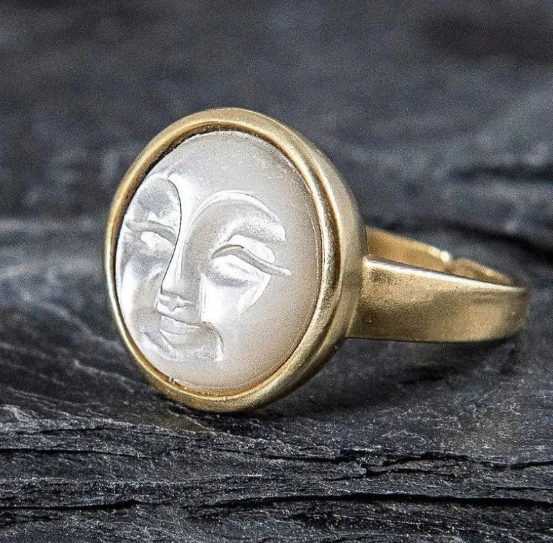 Fashion Retro Water Drop Protein Stone Head Ring - Grocery