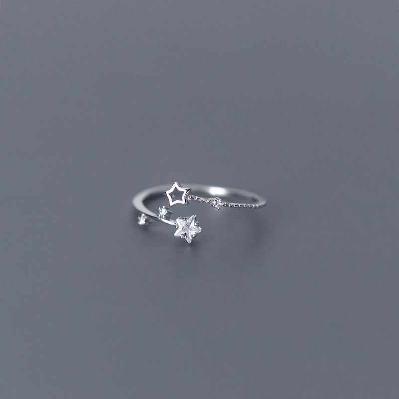 Elegant Simple Star Ring With Diamonds - Grocery