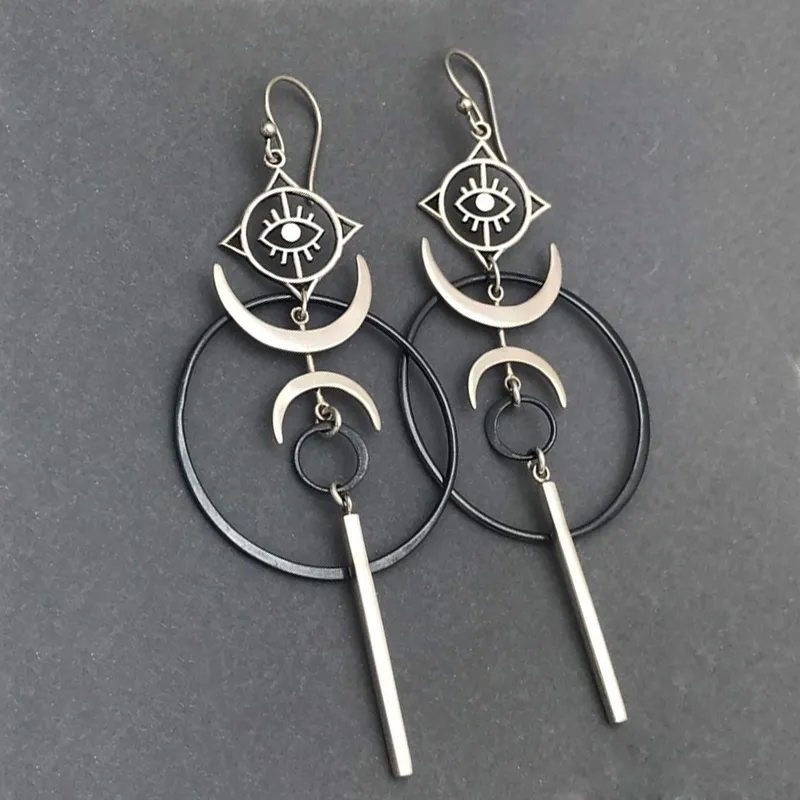 Fish Tail Raven Skull Punk Earrings - Grocery