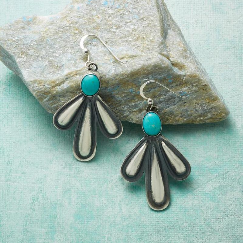 Boho Metal Inlaid Green Ston Drop Earrings Vintage Cactus Dangle Earrings For Women - Grocery