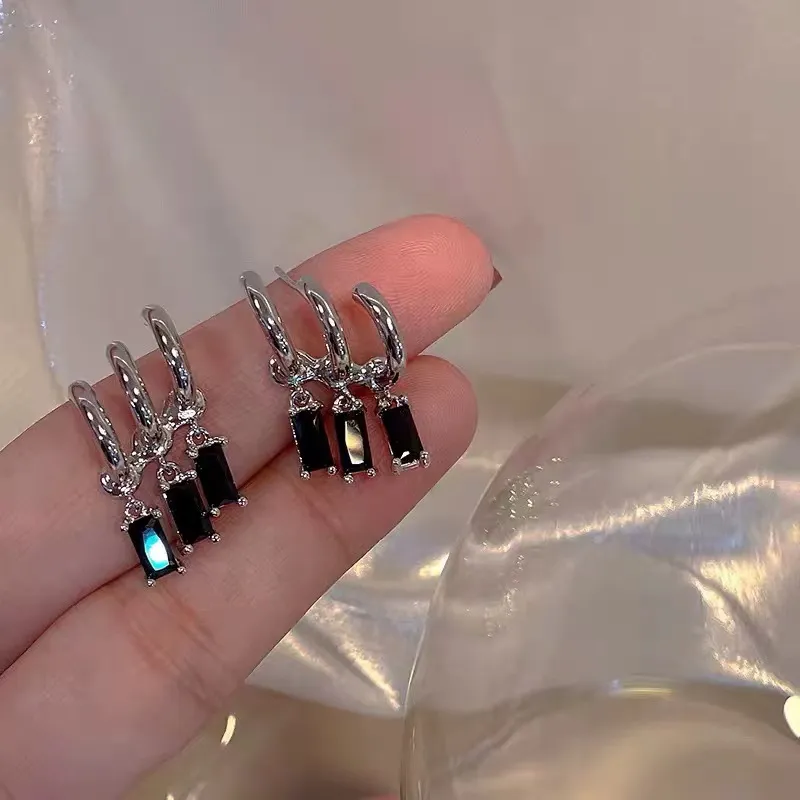 Dark Zircon Stud Earrings Female Sweet Cool Hot Girl Cold Wind Niche Design Personalized Earrings - Grocery
