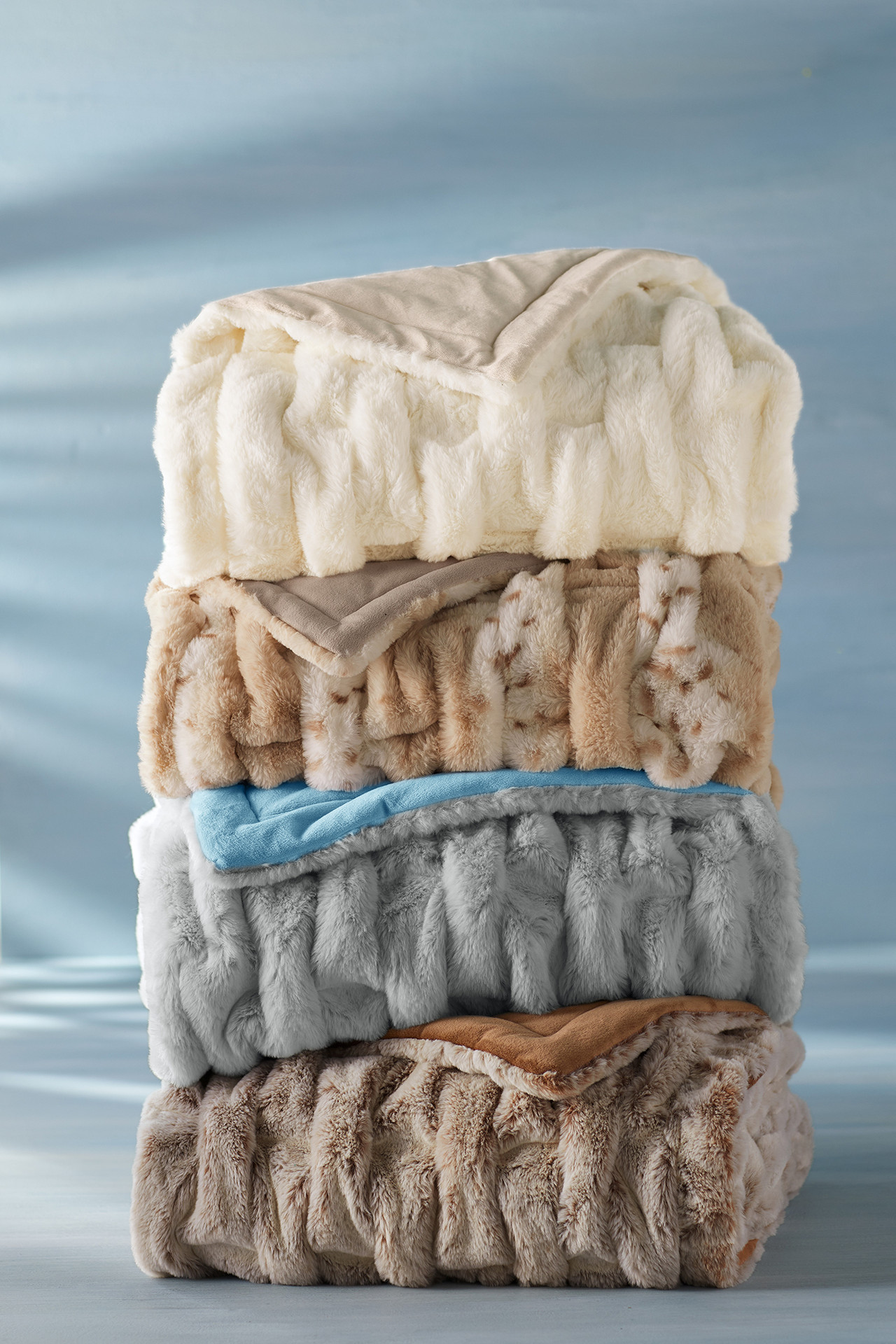 La Parisienne Faux Fur Throw - Soft Surroundings Outlet