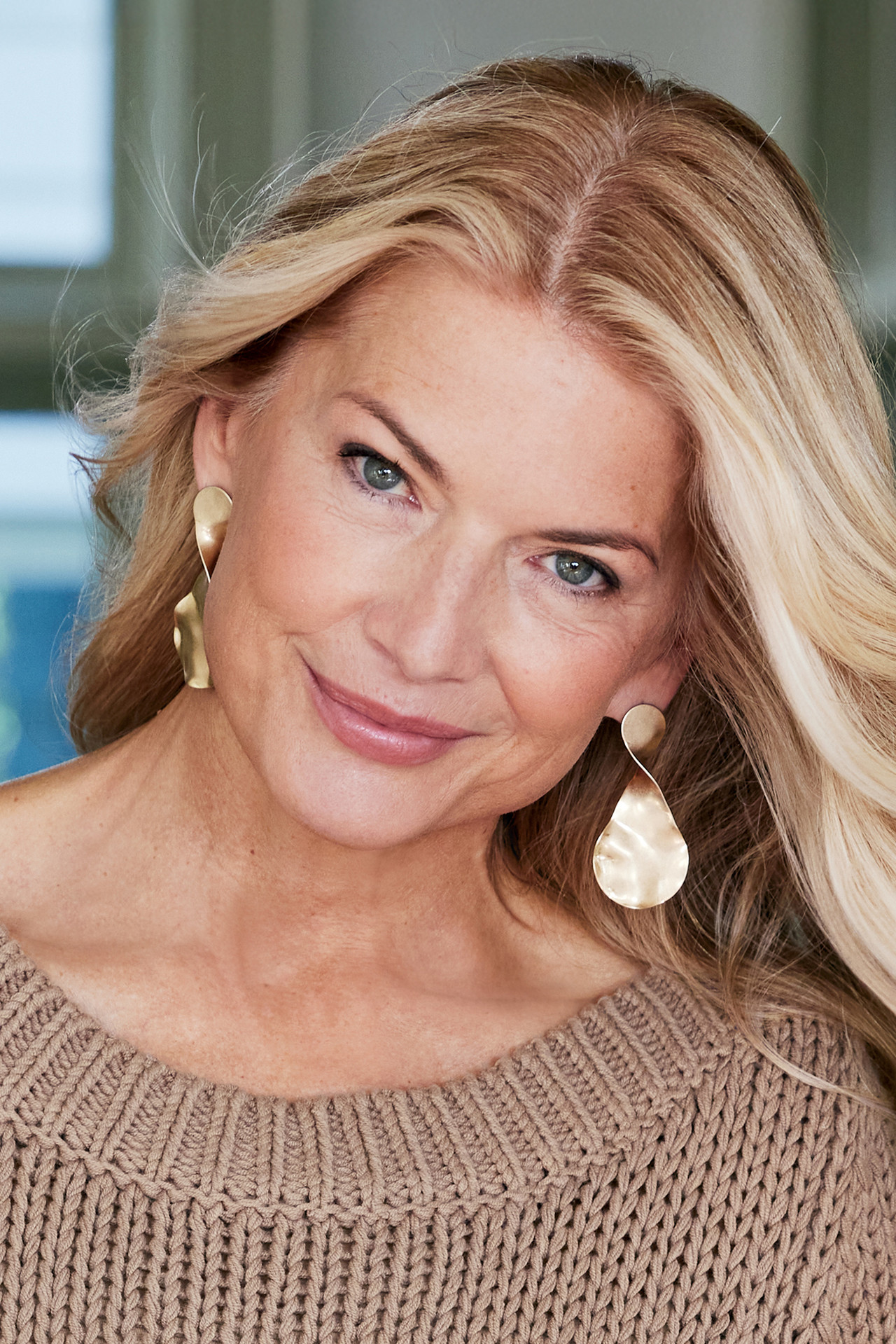 Nisa Twist Earring - Soft Surroundings Outlet