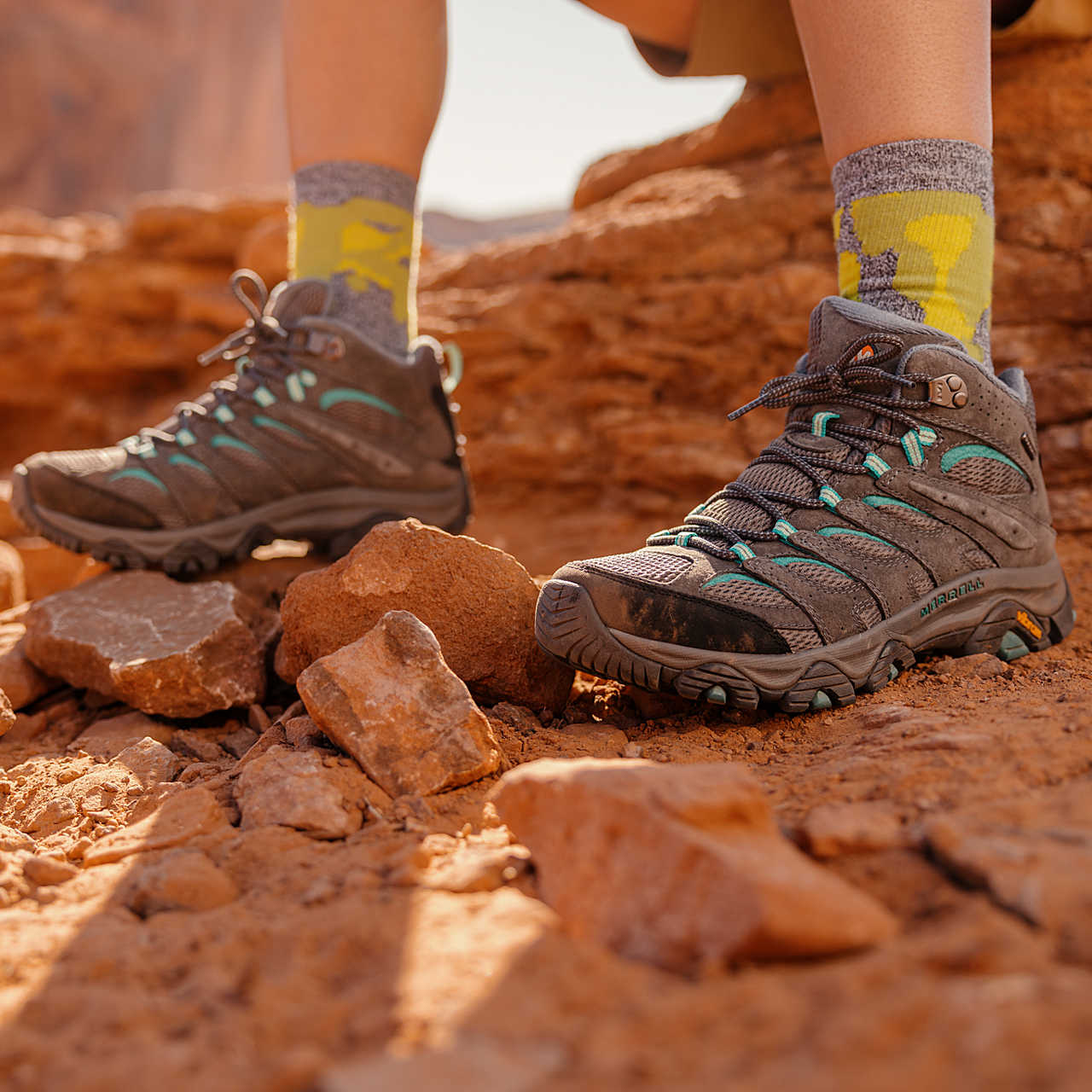 Women's Moab 3 Mid GORE-TEX&reg; - Merrell Outlet