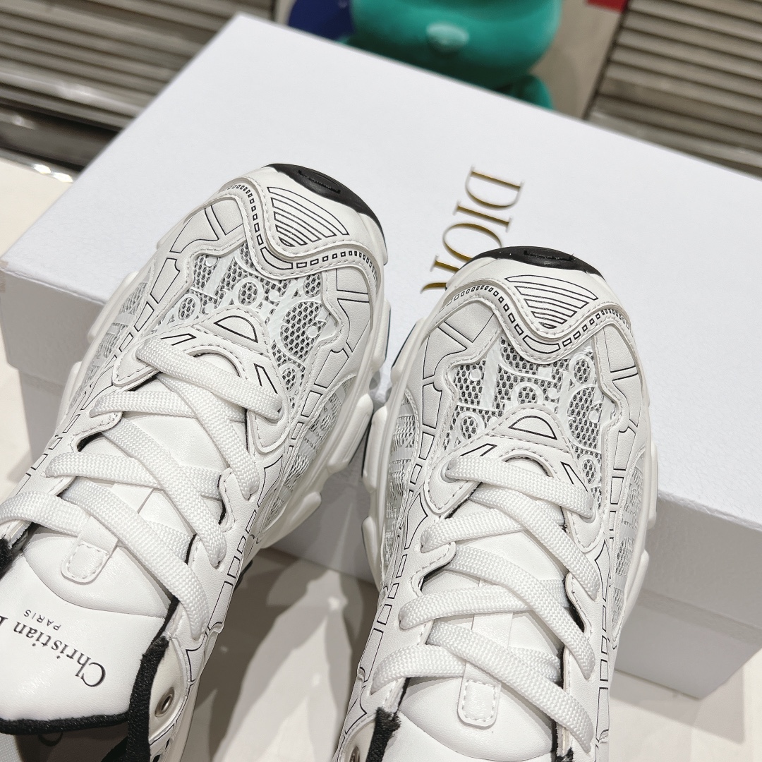 Dior Chrono Sneakers