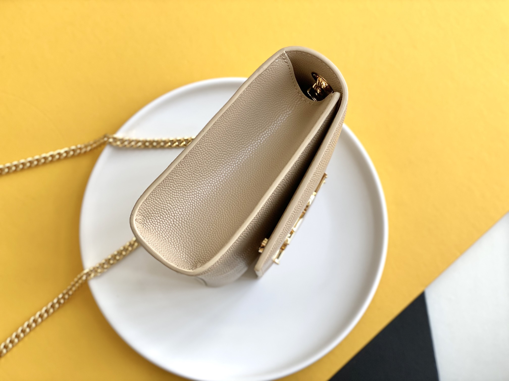 Saint Laurent Classic Chain Shoulder/Crossbody Bag for Women