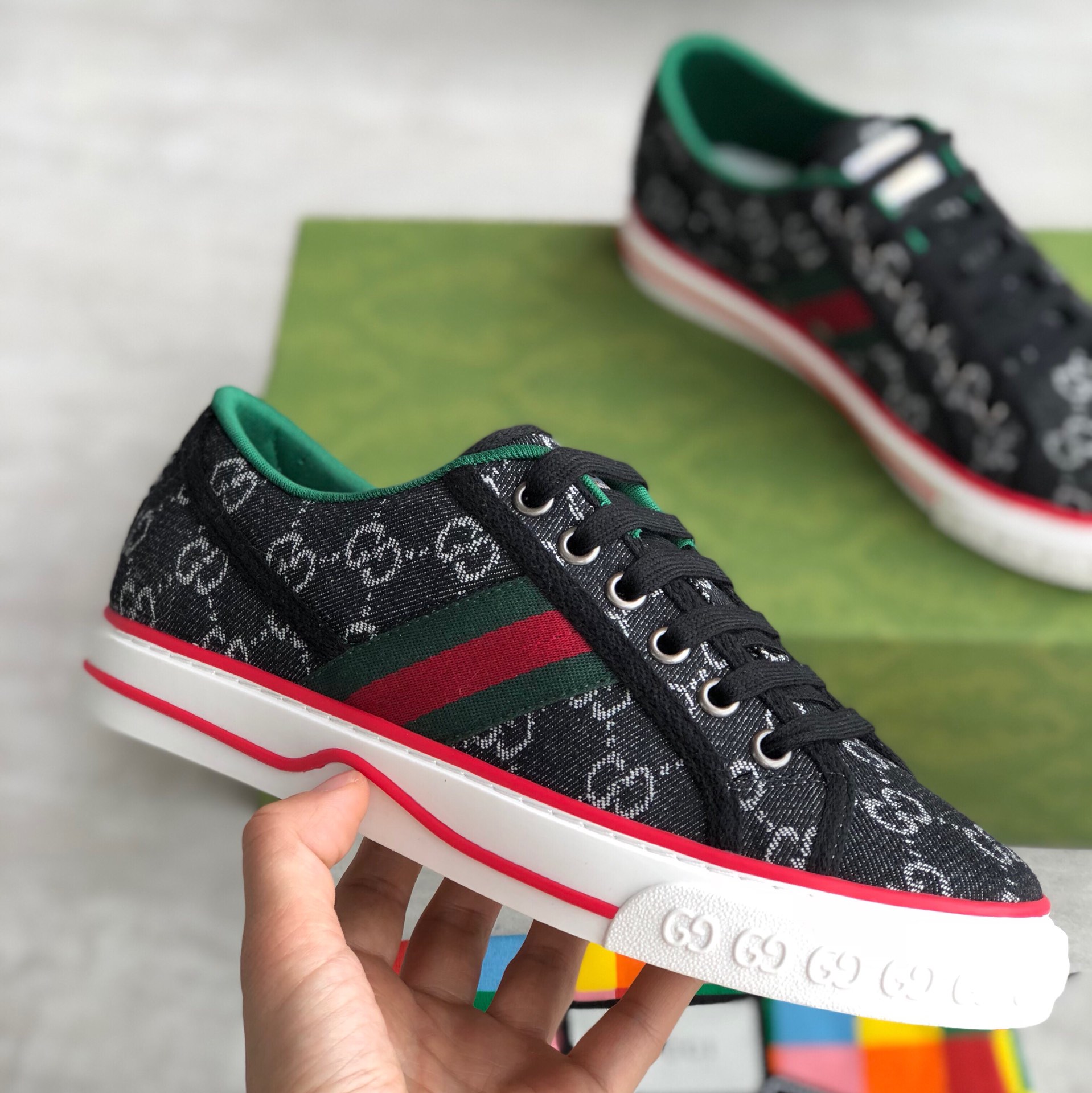 Gucci Classic Leather Sneakers/Flat Shoes