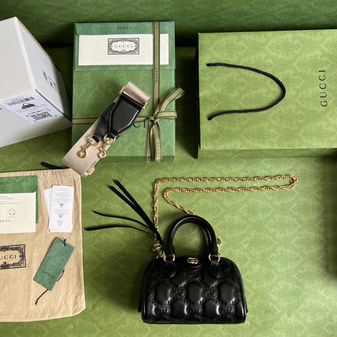 Gucci Classic Featured Sheepskin Handbag