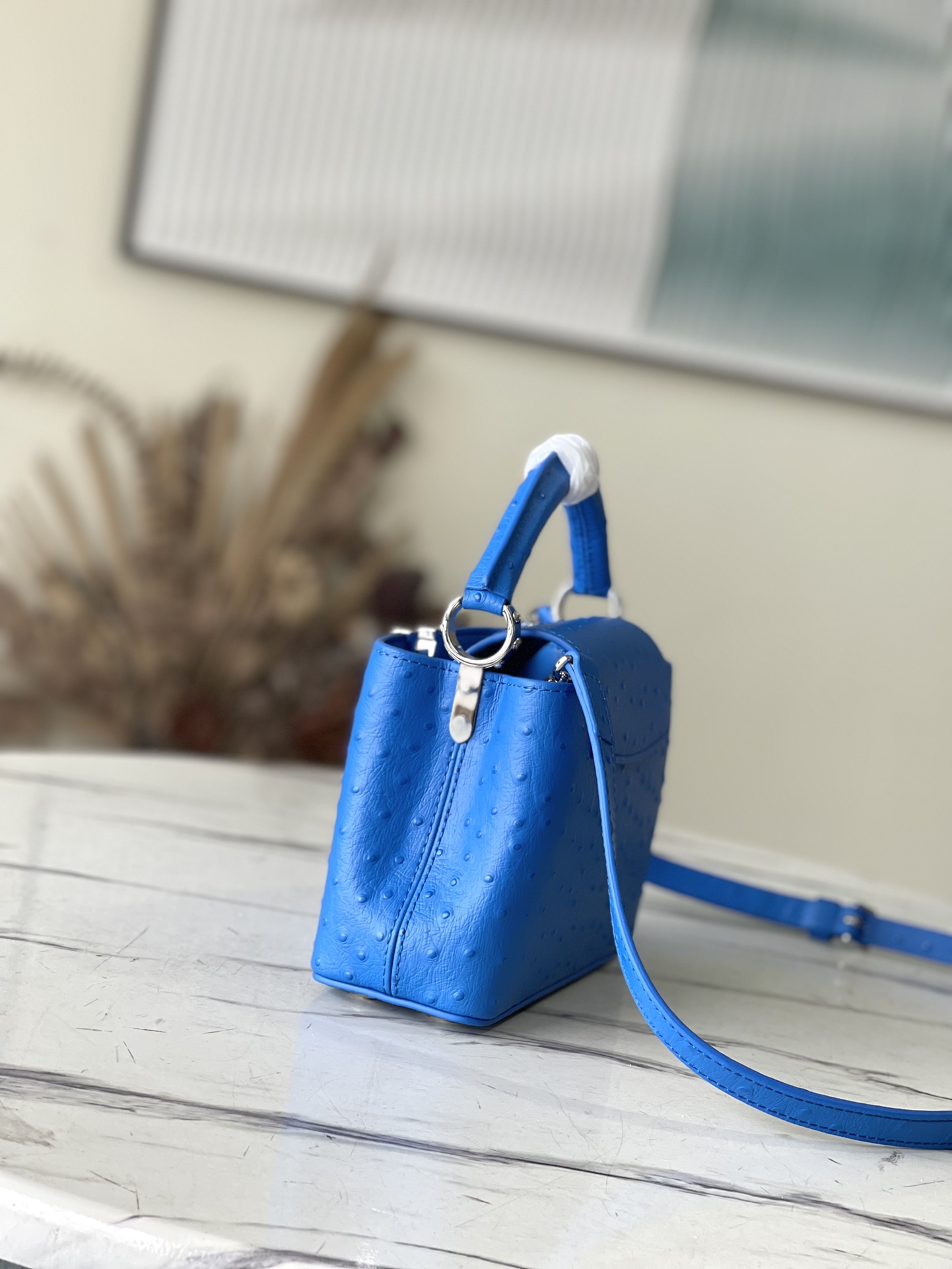 Louis Vuitton Stylish Versatile Leather Crossbody/Shoulder Bag