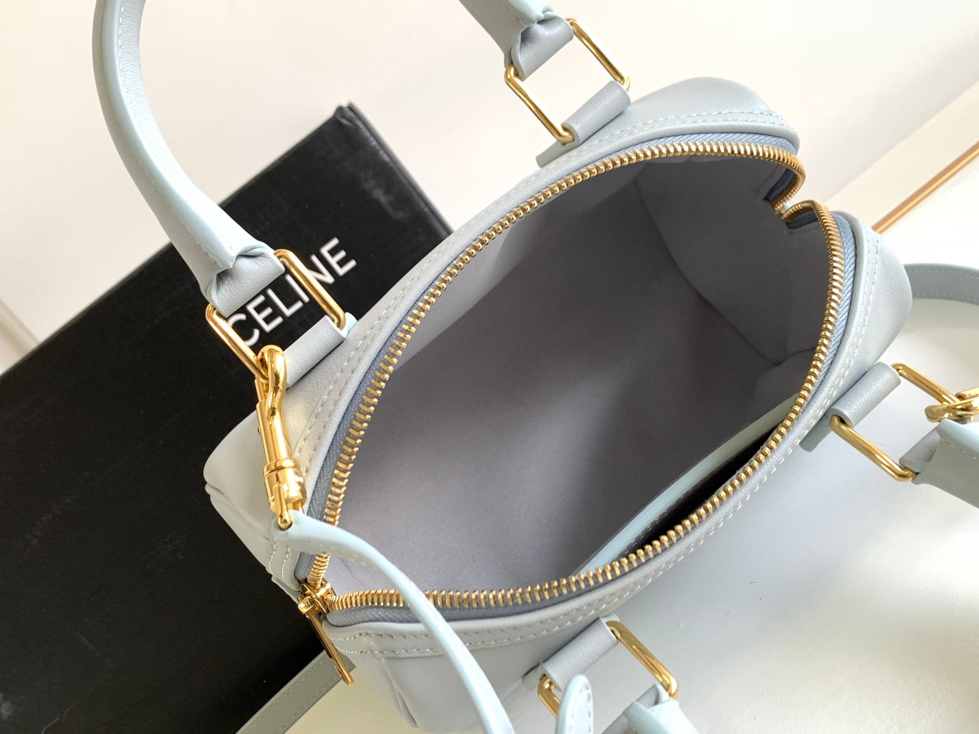 Original big brand luxury goods 1:1 high-end quality top qualityCELIN CUIR TRIOMBE small smooth calf leather Boston bagOriginal big brand luxury goods 1:1 high-end quality top original size copy