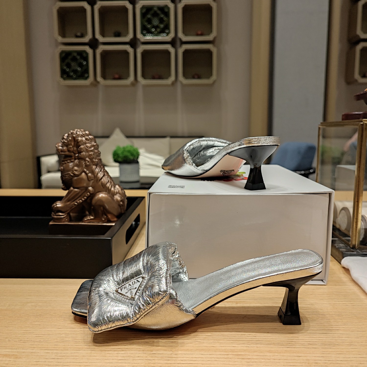 Prada Super Soft Leather Low-heeled Heeled Sandals