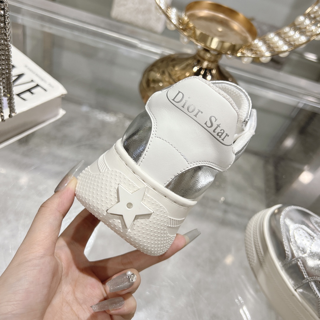 DIOR Thick-Soled Sneakers