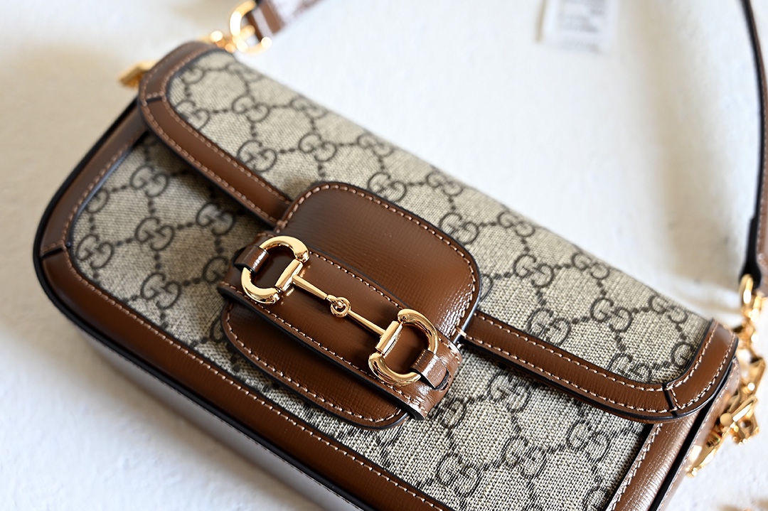 Gucci Classic Print Underarm Bag / Shoulder Bag