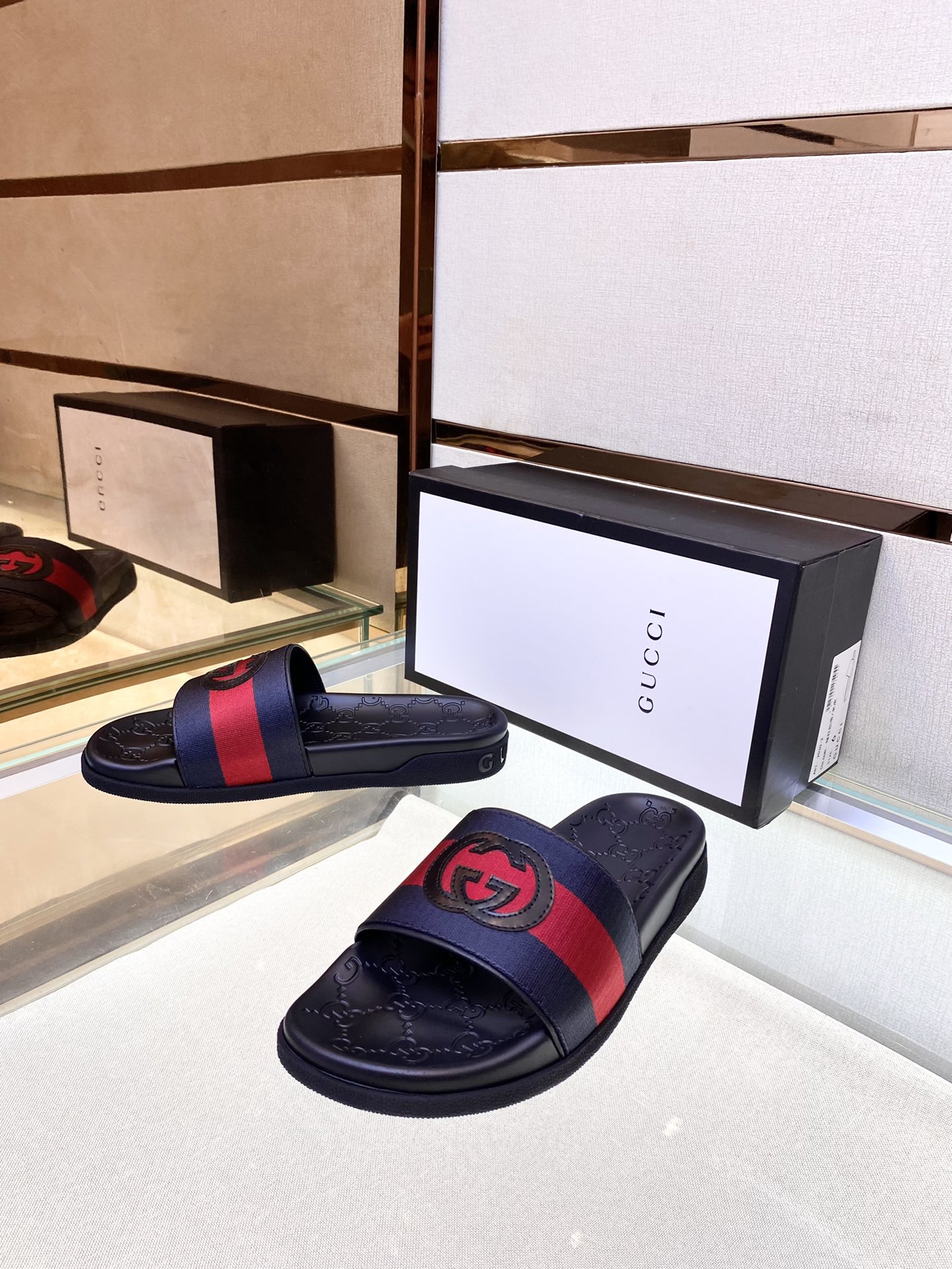 Gucci Vintage Print Flat Slippers