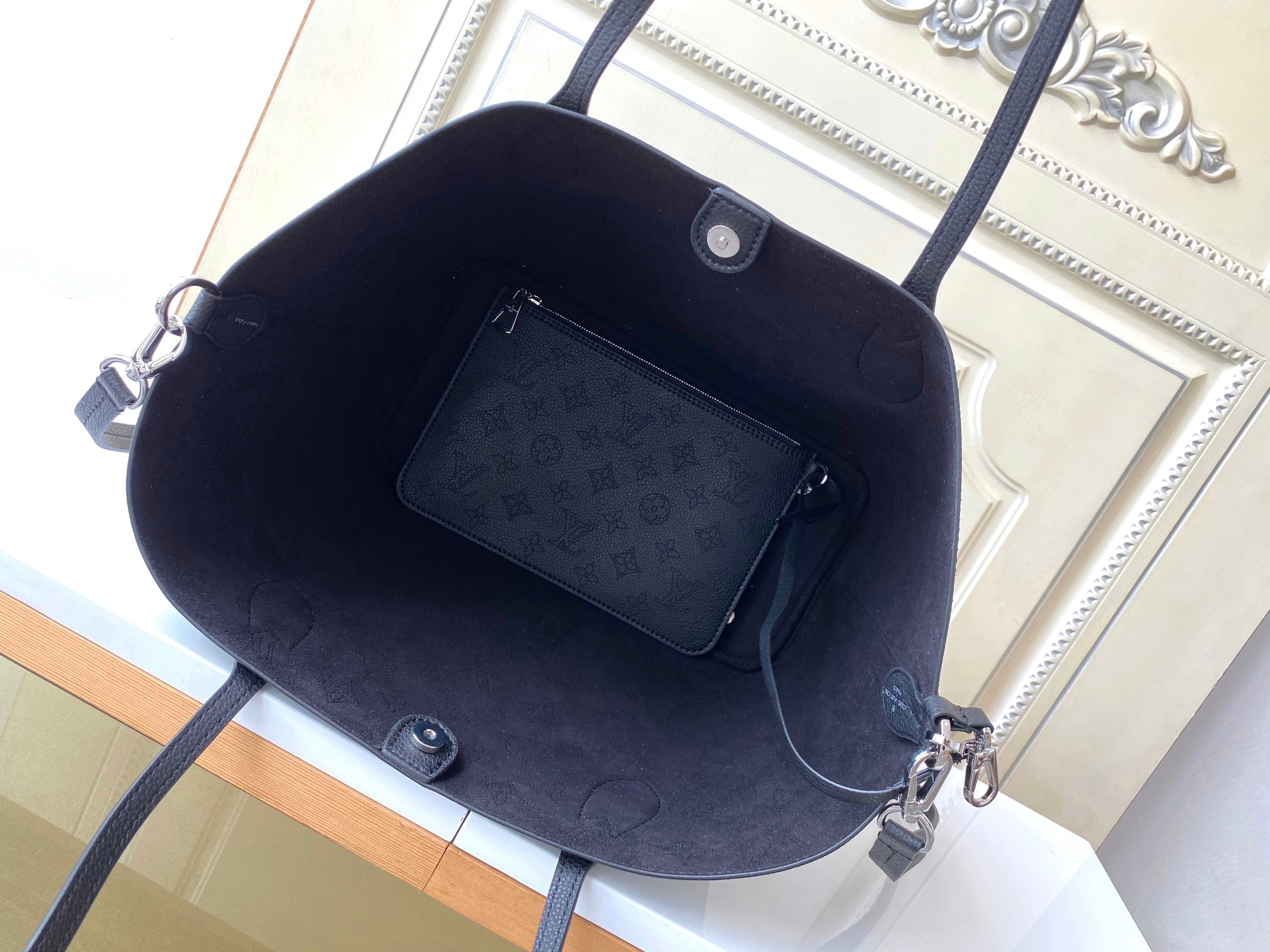 Louis Vuitton Classic Leather Tote Bag