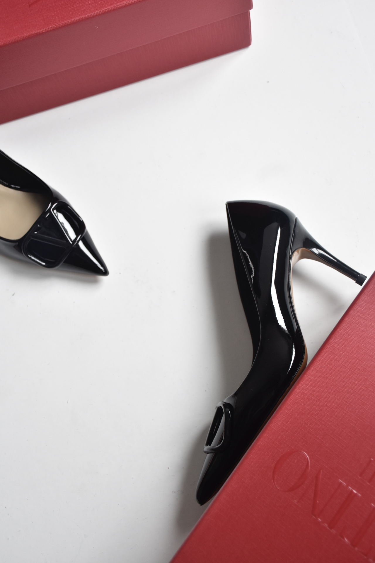Valentino Classic Patent Leather High Heels (4cm/8 cm)