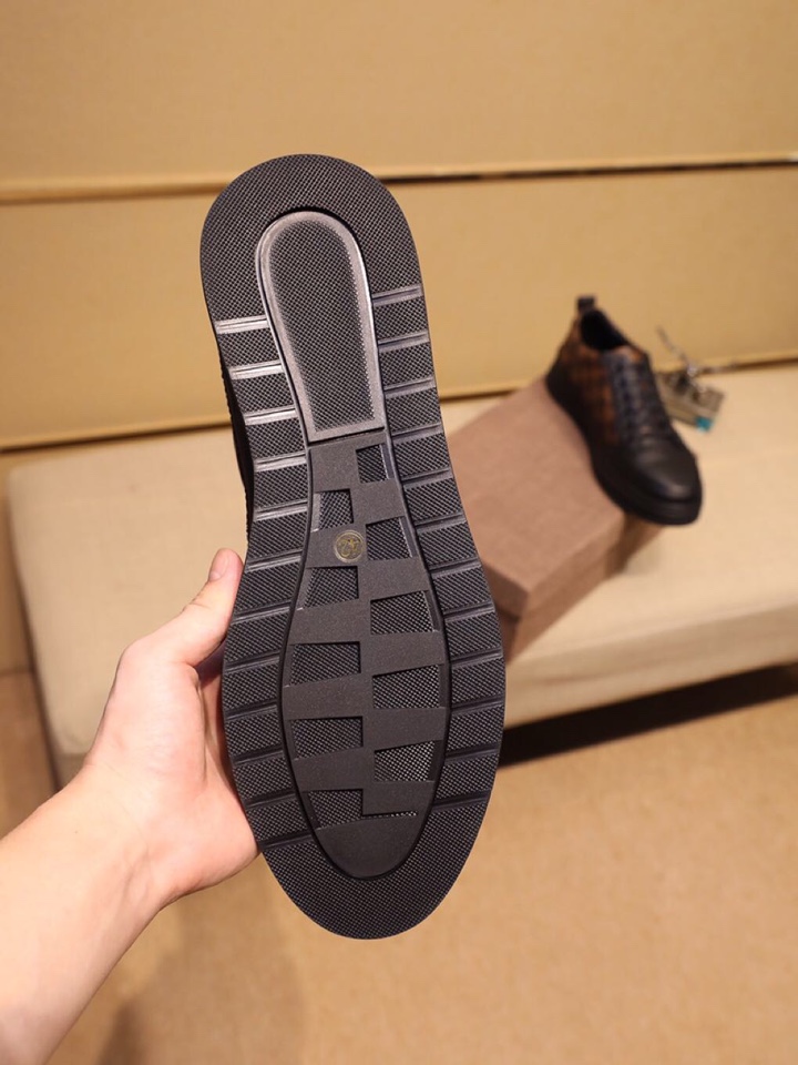 Gucci Vintage Sneakers