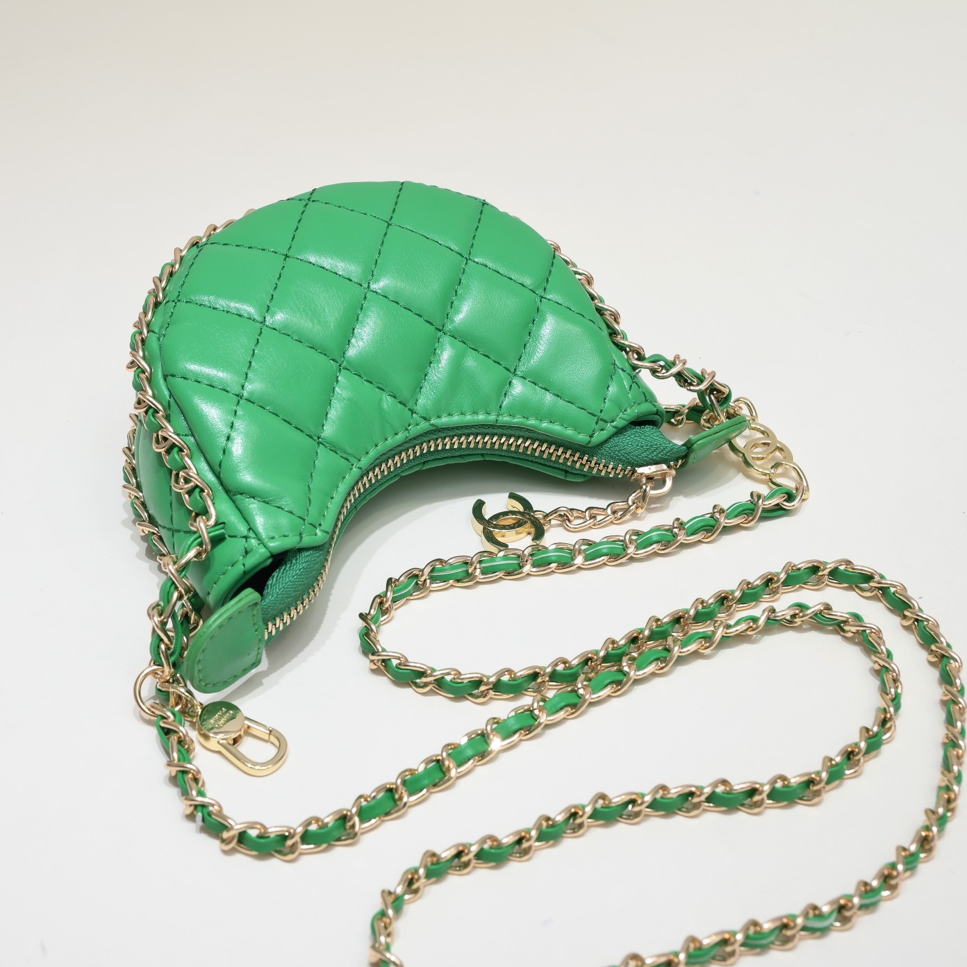 Chanel Lambskin Chain Undream Bag