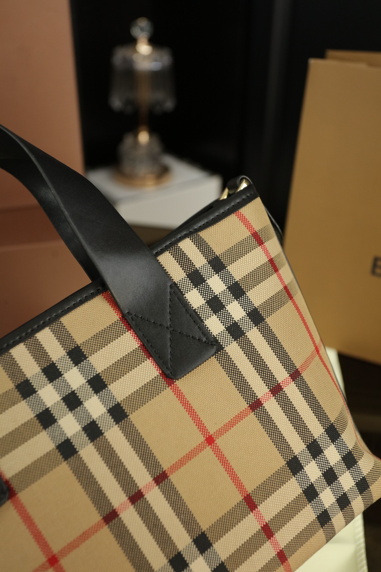 Burberry Tote Bag Shopping Bag Handbag