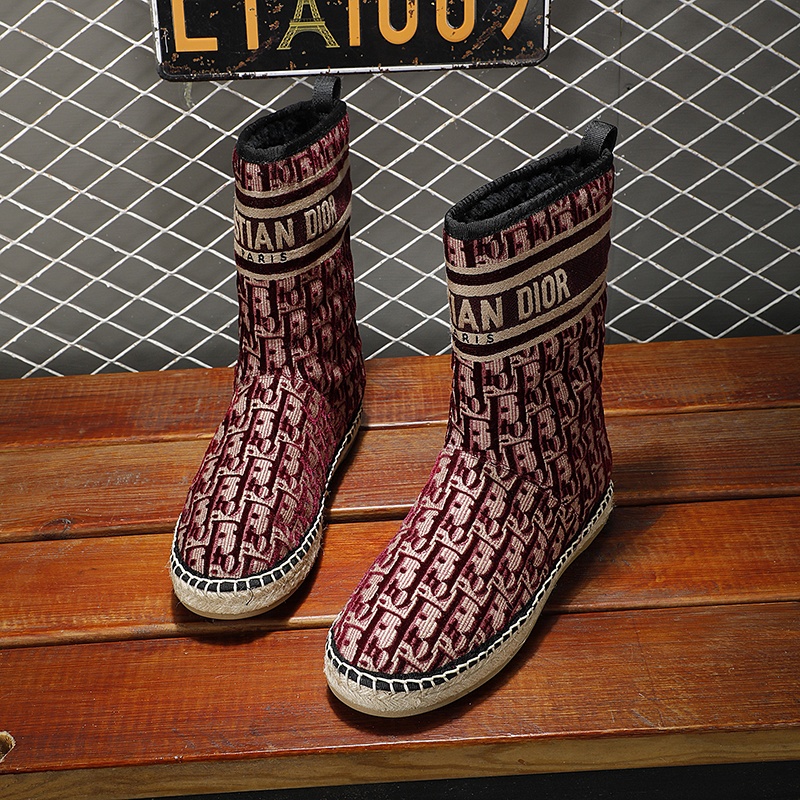 Dior Granville Snow Boots: The Hottest Winter Trend