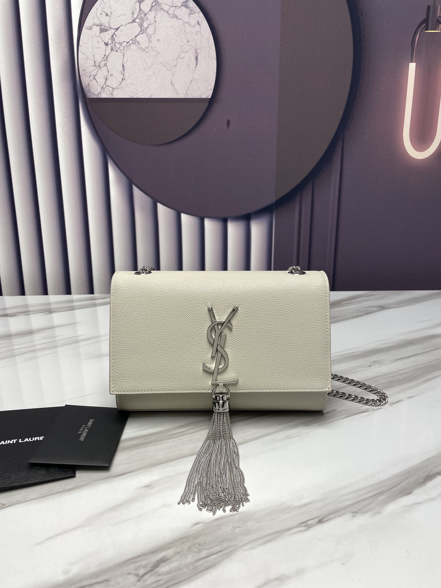 Saint Laurent Classic Chain Shoulder/Crossbody Bag in White for Women