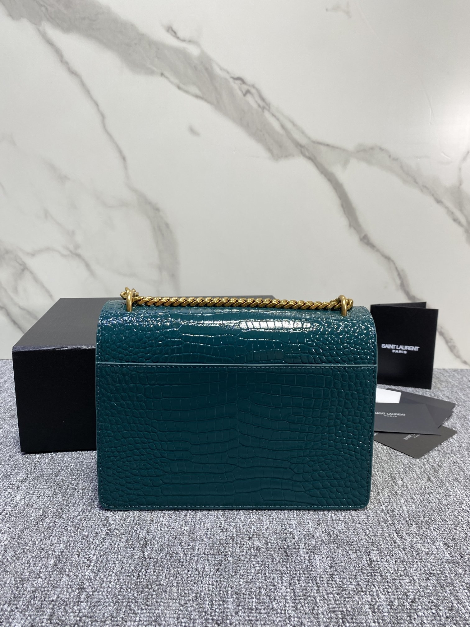 Saint Laurent Classic Chain Shoulder/Crossbody Bag for Women