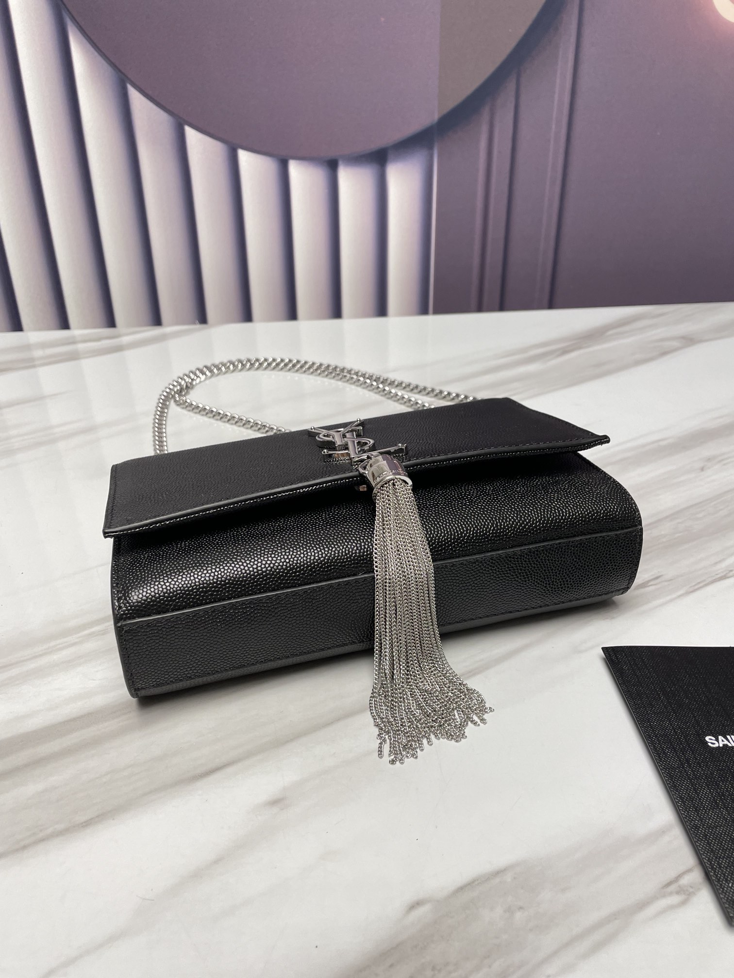 Saint Laurent Classic Chain Shoulder/Crossbody Bag for Women  in Black