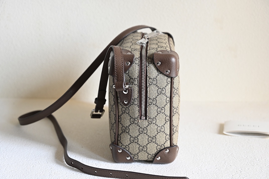 Gucci Vintage Wealthy Square Bag