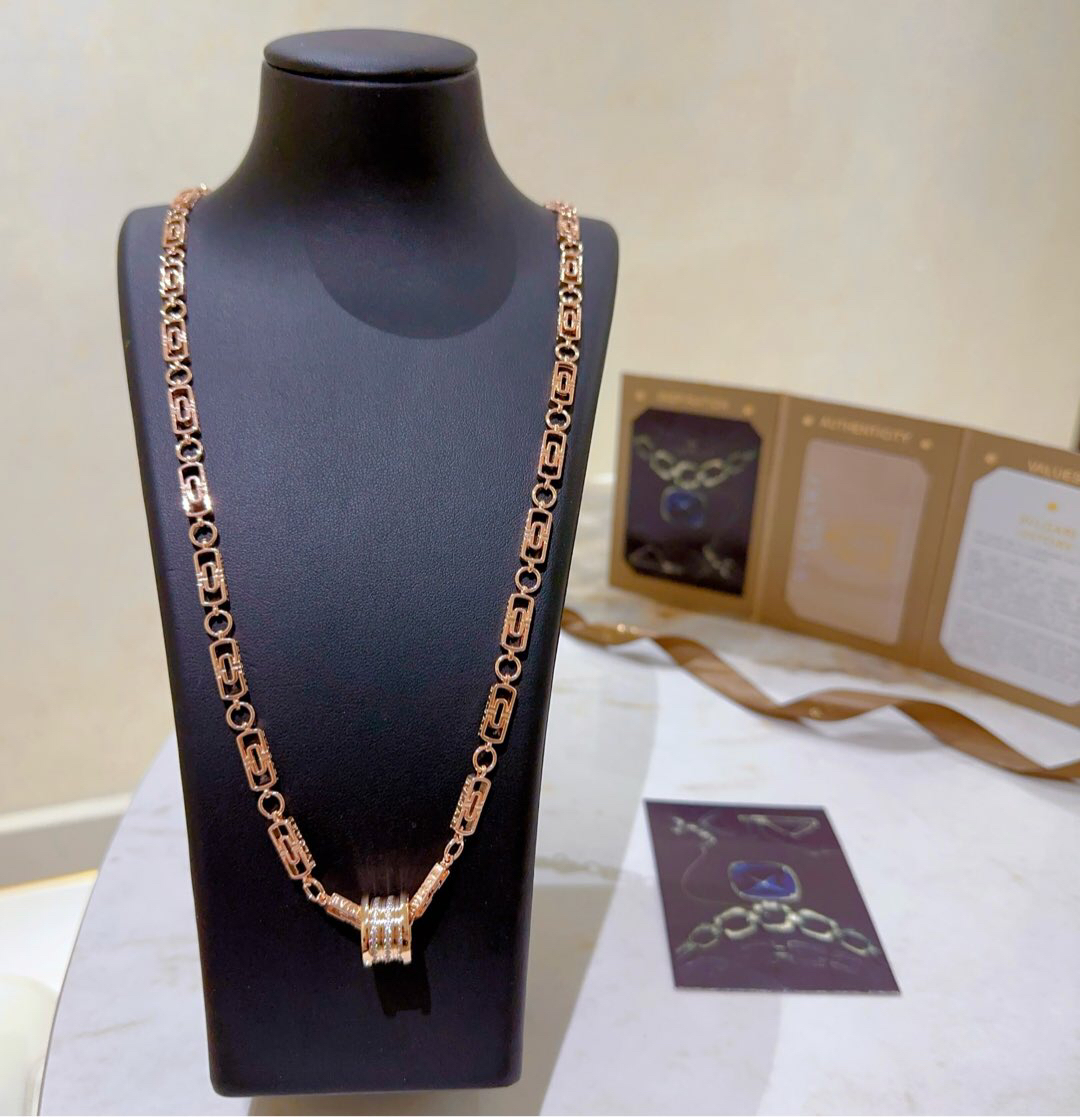 BVLGARI Divas' Dream Necklace