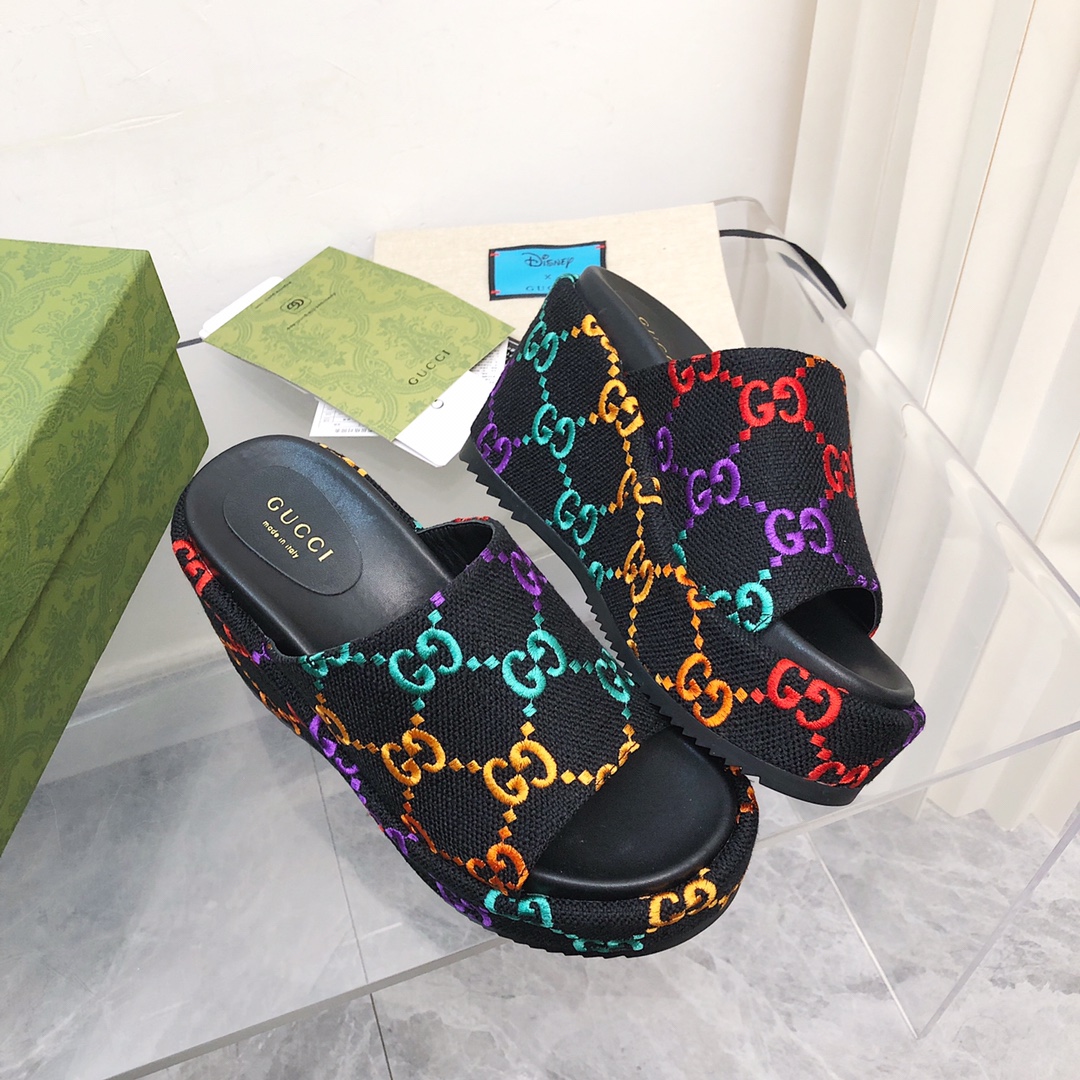 Gucci Thick-Soled Platform Slippers